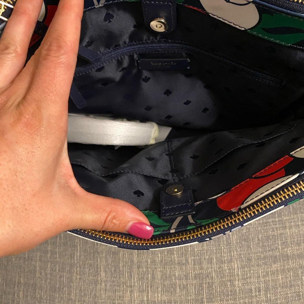 Kate Spade Satchel - Picture 6 of 9